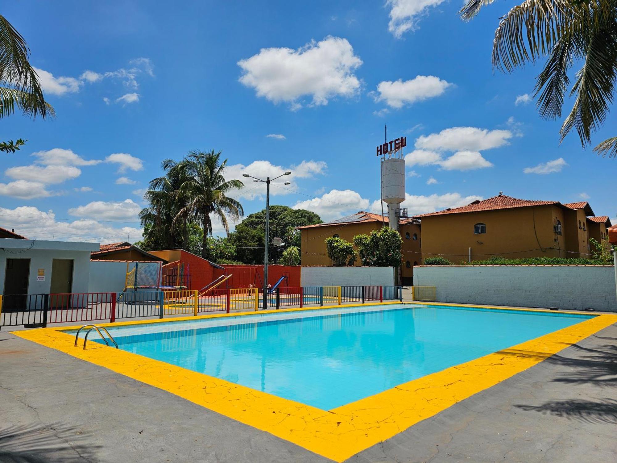 Esplanada Hotel Paraguacu Paulista Luaran gambar