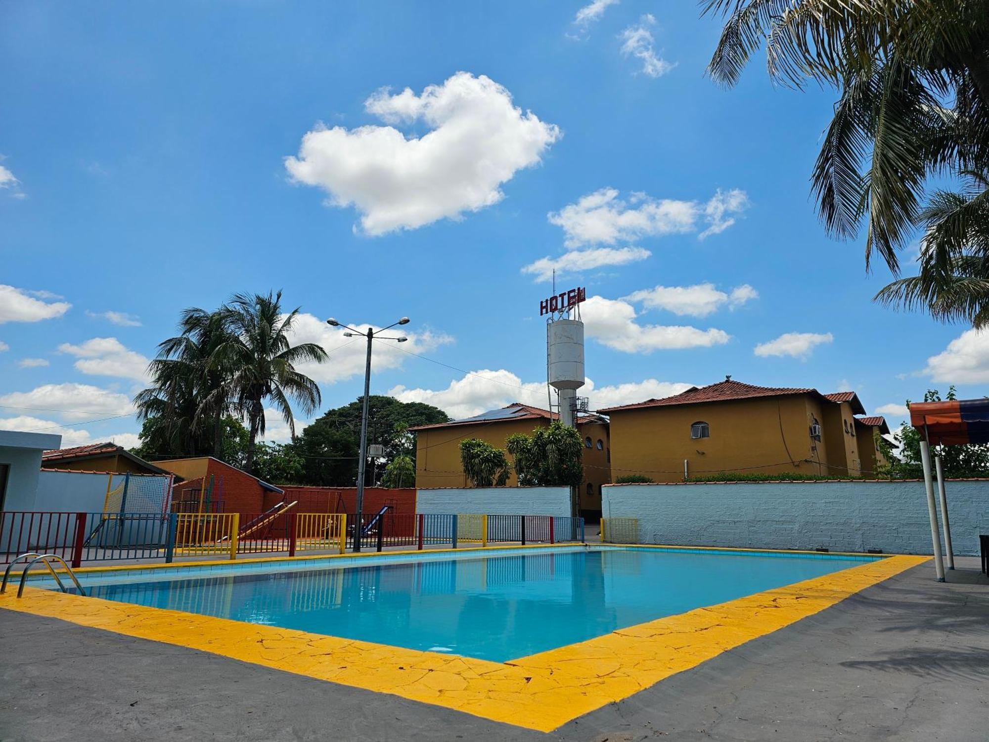 Esplanada Hotel Paraguacu Paulista Luaran gambar