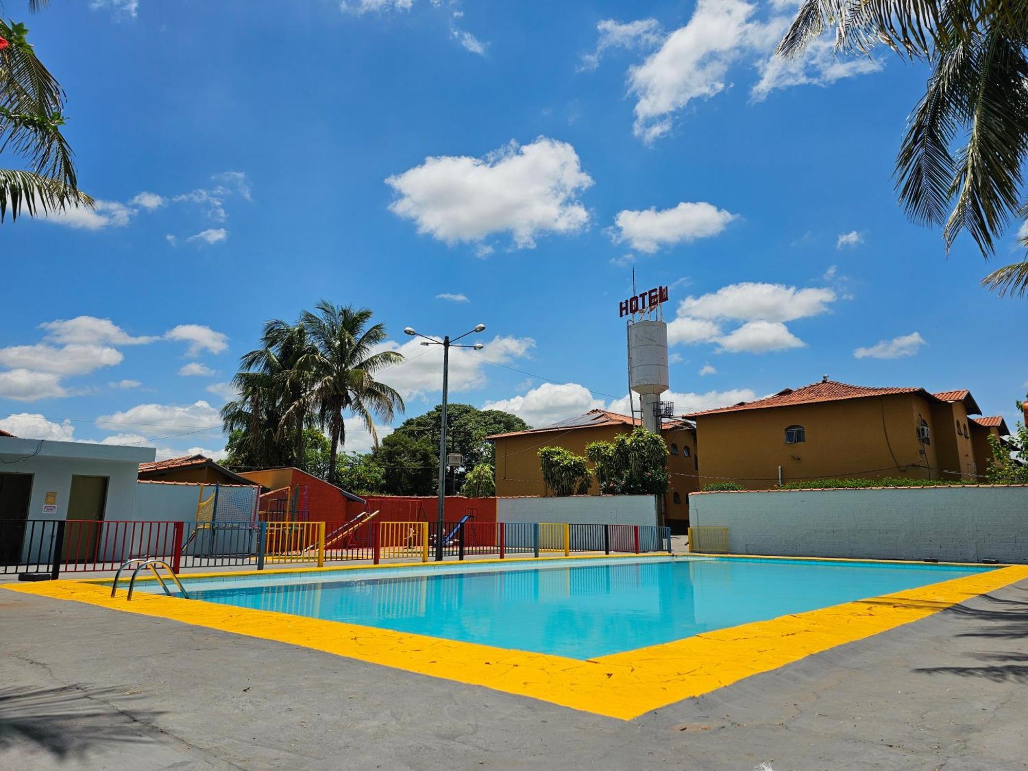 Esplanada Hotel Paraguacu Paulista Luaran gambar